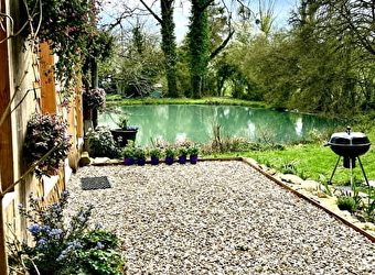 Gite en châtaignier - SAUVIGNY-LES-BOIS