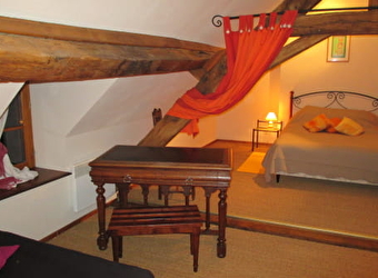 La Maison du Père Patin - ISENAY