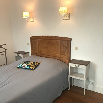 Gîte maison LES ROSES  proche Lac des Settons