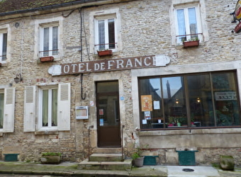 L'hôtel de France - ENTRAINS-SUR-NOHAIN