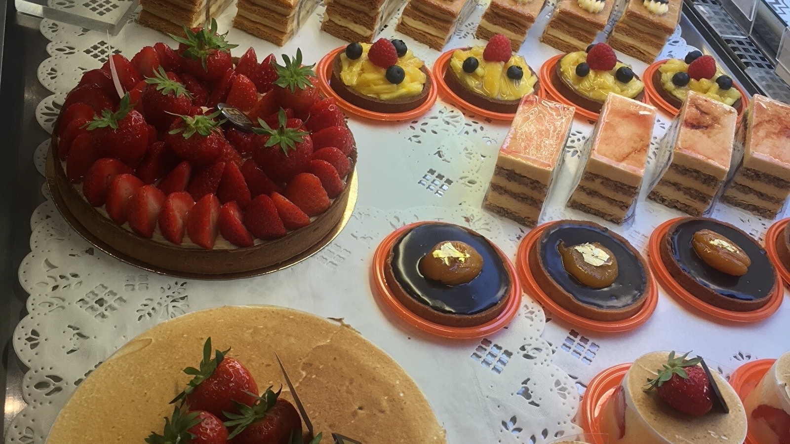 Pâtisserie, Chocolaterie et Salon de Thé – Nicolas B