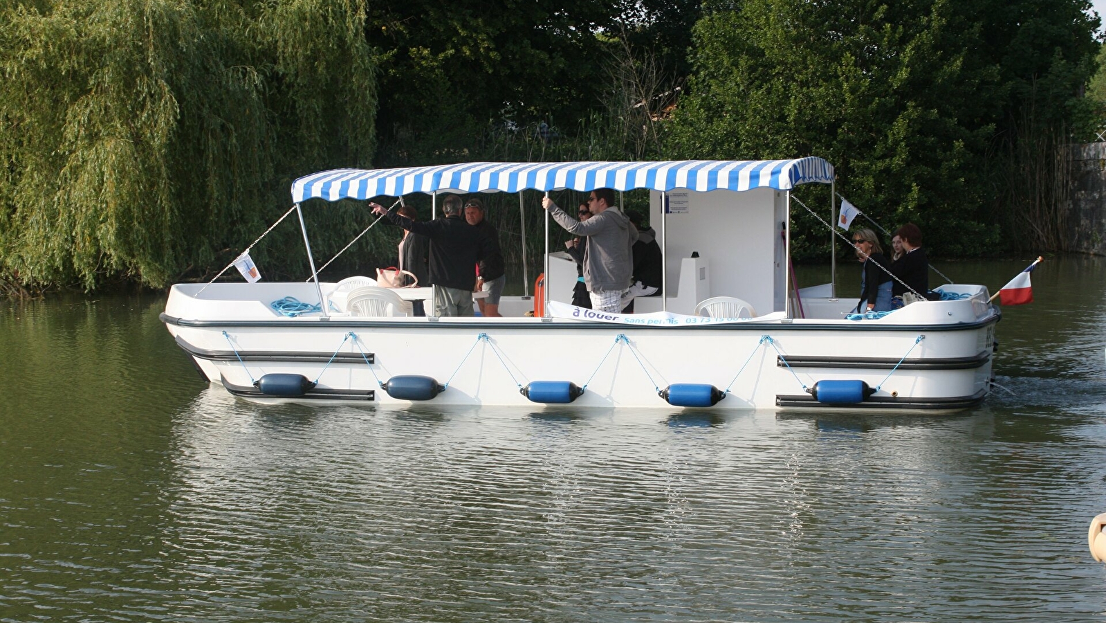 Location de bateau à la journée 'Belisama'