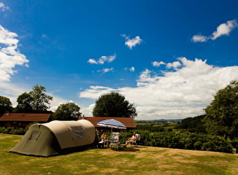 Camping Domaine de la Gagère - LUZY