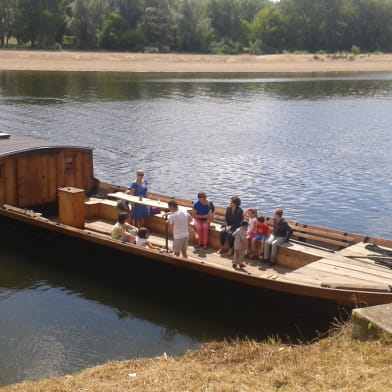 Balade à bord de Mignonnette, la Toue Cabanée 