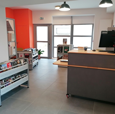 Médiathèque de Moulins-Engilbert