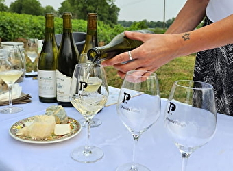 'It's Wine Time' dans une lieu chargé d'histoire - TRACY-SUR-LOIRE
