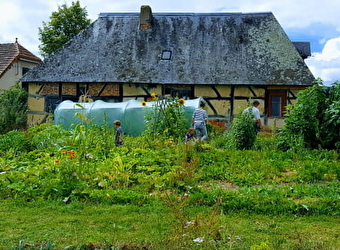 Camping à la ferme du Domaine Neuf - SAINT-HILAIRE-FONTAINE