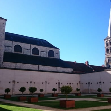 Visite guidée 'Groupe'du Prieuré et de la Ville de La Charité-sur-Loire 