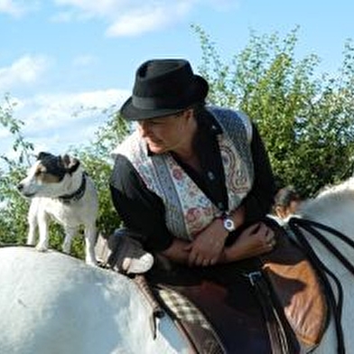 Centre équestre Camargue Equitation Loisirs en Nièvre