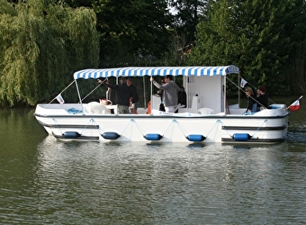 Location de bateau à la journée 'Belisama' - DECIZE