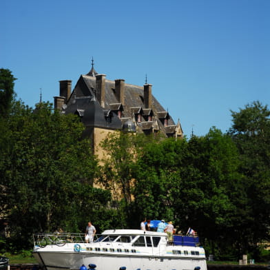 Location de bateaux Les Canalous