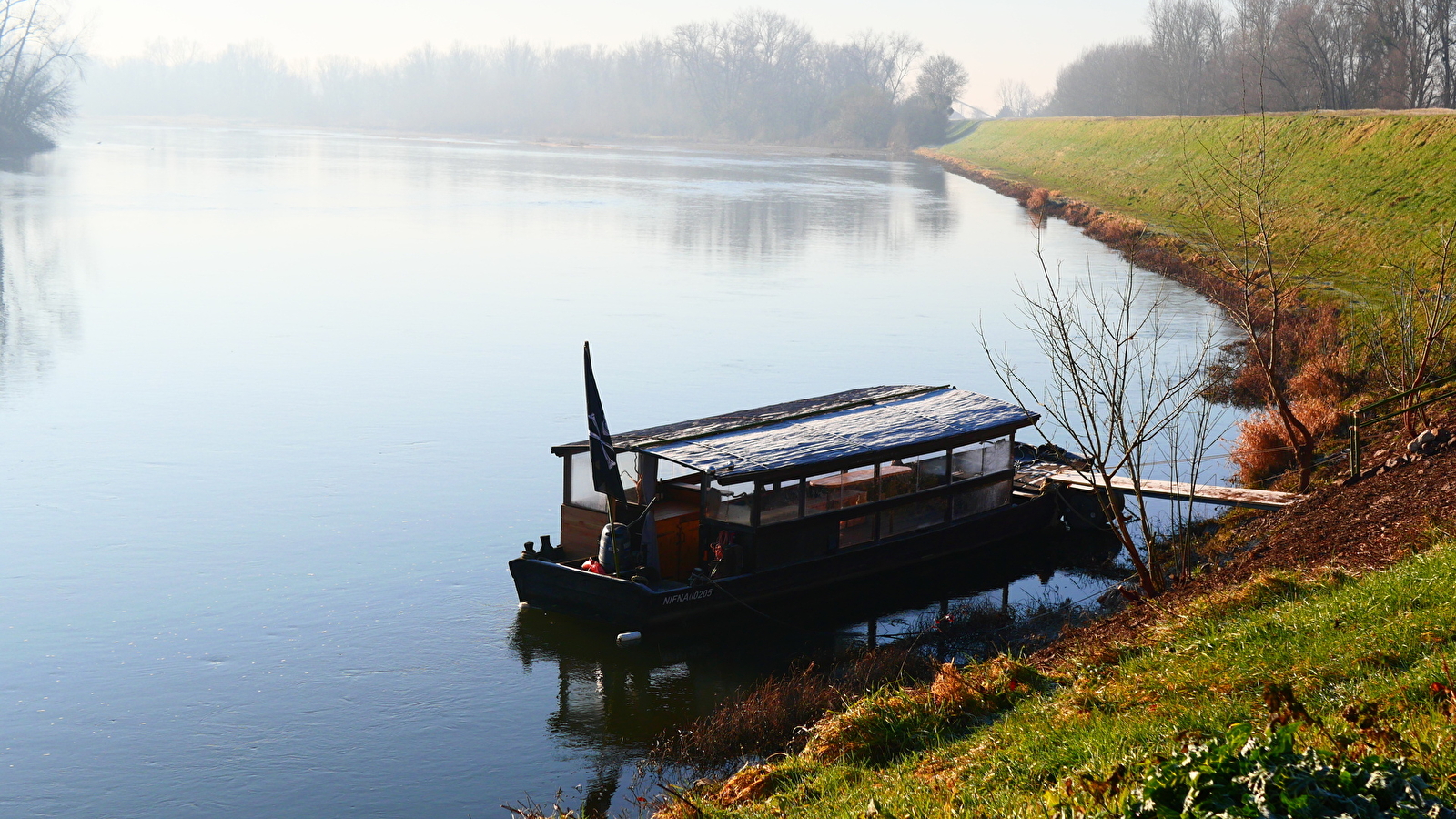 L'Epinoche - Bateau Promenade traditionnel de Loire
