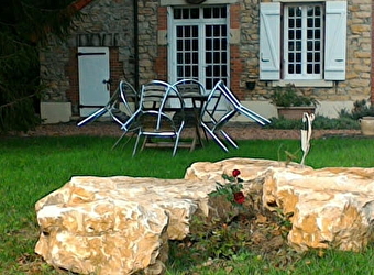 Le Gîte Rural du Rond de Bord - SAINT-PARIZE-LE-CHATEL