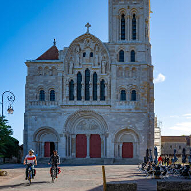 Clamecy-Vézelay-Clamecy 