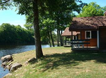 Camping de l'Etang du Merle - CRUX-LA-VILLE