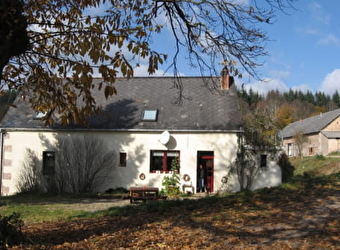Location touristique 'Blanche' - LAROCHEMILLAY